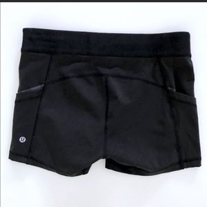Lululemon Women's Black Running Pockets Shorts 8